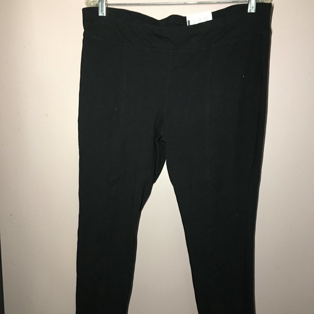 Hue Ponte Leggings - NWT
